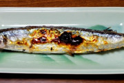 箸じゃない国って焼き魚どうやって食うの？