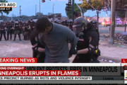 【悲報】 ミネアポリス市警さん、中継中の黒人リポーターをいきなり逮捕してしまうwxwxwxwxwxwxwxw
