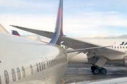 【動画】シアトルでJAL68便がデルタ航空機の接触する事故。
