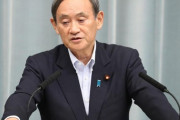 【悲報】菅官房長官「すまん、マスクの供給は当分無理そうだわ」