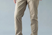 お前ら「ベージュのチノパンはオタクみたいでダサいだろｗｗｗｗ」