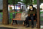 【SPA】月収10万円以下に激減した非正規40代…ネットカフェは贅沢、ベンチで夜を過ごす