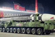 北朝鮮が労働党創建75周年で公開したICBM　米軍司令官「ハリボテの可能性濃厚」