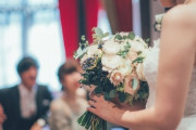 【新婚/浮気/離婚】新婚なのですが夫の不倫が発覚してスピード離婚することに　結婚式に来てくれた友人への対応ってどうすべきですか？