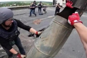 ロシア「民間人はターゲットにしていない！」→アパートから500kg不発弾撤去
