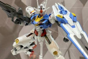 【画像】新作ガンダム、ムッチムチでガチでダサいｗｗｗ