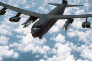 GSOMIA期限満了直前、米B-52爆撃機と日本のF-15編隊が大韓海峡を飛行していたことが判明＝韓国の反応
