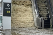 【悲報】韓国人「韓国で80年ぶりの記録的豪雨！ソウル地下鉄が水没‥」　韓国の反応