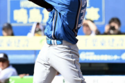 中日にトレードで加入した宇佐見真吾、即スタメンデビューwww