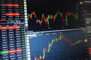 株で１億円稼いだらどっか海の近くに引っ越して漁船買って漁師になるんだ僕