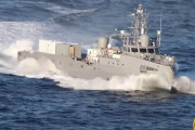 米海軍が戦力分散化の概念｢ゴースト･フリート｣を実演、無人艦から艦対空ミサイルSM-6を試射