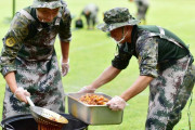 中国武装警察深圳第二分遣隊で野戦料理大会が開催！