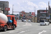 「止まる？止まらない？」難解な三差路交差点　熊本市上熊本、プロも戸惑う
