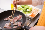 豚肉を食べるヤツは貧乏人