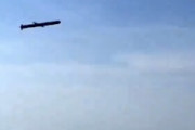 【動画】カスピ海を超低空で飛翔する巡航ミサイルが漁師らのカメラに捉えられる。