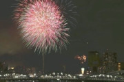 【朗報】隅田川花火大会、4年ぶりに復活！！しかし・・・運営「もちろんマスクは付けてね！」