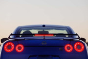 『日産GT-R』が生産終了へ、海外の自動車ファンからも惜しむ声（海外の反応）