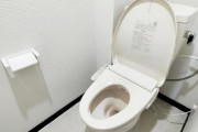 【悲報】トイレ借りれるコンビニ、無くなるｗｗｗｗｗｗｗｗｗｗｗｗｗｗｗｗ