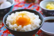 ご飯、生卵、醤油←ここに1要素足して完璧にしろ