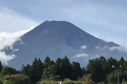 【画像】富士山5合目駐車場ワイボッチｗｗｗ
