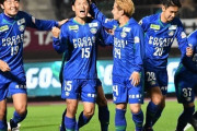 徳島、町田に3-0快勝し首位キープ！3位長崎は終了間際の失点で松本と痛恨ドロー！2位福岡も東京Vと1-1ドロー！山形、愛媛、栃木、千葉、磐田が勝利！J2第36節（関連まとめ）