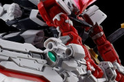 「RG ガンダムアストレイ レッドドラゴン」本日予約開始！マスクは修正されているみたいだな