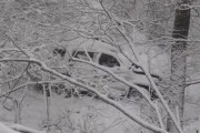 【風物死】オールシーズンタイヤの車で長野に来た男性、雪道でスリップして転落し死亡