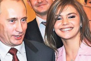 プーチン氏、31歳年下の愛人と子ども4人を「スイスに退避」疑惑