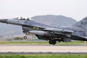 【中央日報】 日本メディア「在日米軍のＦ－１５・１６戦闘機を韓国ではなく自国で整備」