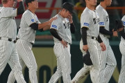阪神・石井大智が悔し涙　畠世周やデュプランティエらチームメートが気遣い　今季53試合でわずか1失点
