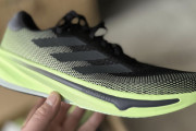 【レビュー】AdidasのSupernova、試してみたんだが正直言って期待外れ