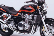 もう20年前のバイクに乗ってます←どんなイメージ？