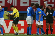 【悲報】モレノ主審、日韓W杯のジャッジを正当化「私の判断は韓国イタリア戦の結果に影響を与えなかった、ルールを尊重しただけ」