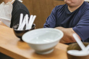 人気ラーメン店「食べ終わった丼にティッシュ捨てないで」