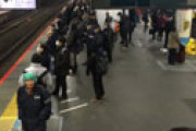 【画像】 京浜東北根岸線・山手駅で人身事故 「目の前で」「首から先が無かった」 電車遅延で騒然