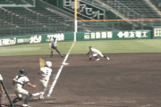 【GIF】 甲子園で疑惑の判定wwwww