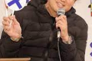 三冠王村上さん、1人でお風呂に入れない模様wwwwwww