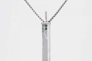 【FF7R】バスターソードがネックレスになって発売、価格は19,580円