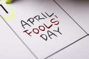 【悲報】今年のエイプリルフール、嘘を言える雰囲気じゃない