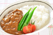 彼に私が作ったカレーを「邪道だ」と言われて別れた。「カレーが原因で別れるとかおかしい」って言われたけど無理だった…