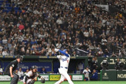 ベッツ「本当にヤジがない。ヤジもなく、みんなひたすら試合を観戦しているんだ」