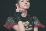 BABYMETALとLimp Bizkitとのずっ友写真　“女の子たちが気の毒だ”　【海外の反応】