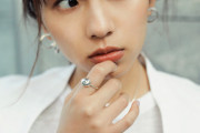 【乃木坂46】新内眞衣のシルバージュエリー姿が美しすぎるｗｗｗｗｗ