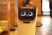 【悲報】しゃぶ葉の猫ロボット、他の客に横取りされ謝罪ｗｗｗｗｗｗ