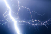マジで凄い稲妻の動画『すごいのが撮れたんだ･･･』