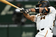 【朗報】巨人ウォーカー、打率3位に躍り出る！