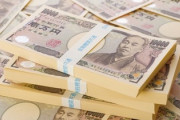 男は金持ちになったらモテるとか言うけどそれって本当なの？