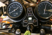 バイクに詳しい奴教えてくれ。バイクのエンジンが止まらなくなったらエンジンスイッチ切るのが正解らしいじゃん？
