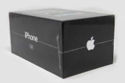 初代iPhoneさん、オークションにてマジでとんでもない額で落札される！持ってるやつ今すぐ売れ！
