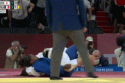 日本は無念の銀メダル　難敵フランスに敗れて金メダル逃す　新種目の柔道混合団体